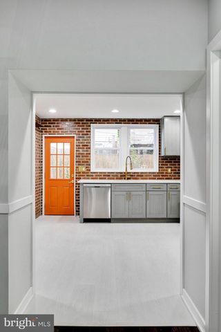 1903 S WARNOCK ST, Philadelphia, PA 19148