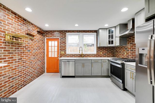 1903 S WARNOCK ST, Philadelphia, PA 19148