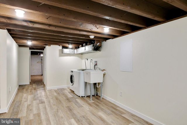 1903 S WARNOCK ST, Philadelphia, PA 19148