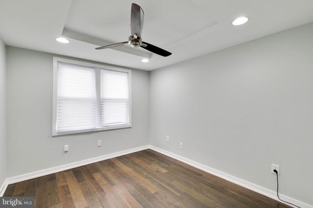 1903 S WARNOCK ST, Philadelphia, PA 19148