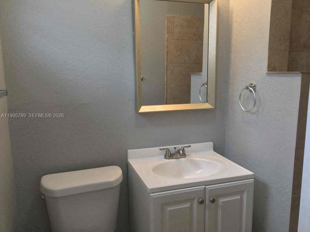 2110 NW 185th Ter, Miami Gardens, FL 33056