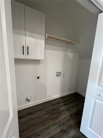 354 C SE 85 Road, Warrensburg, MO 64093