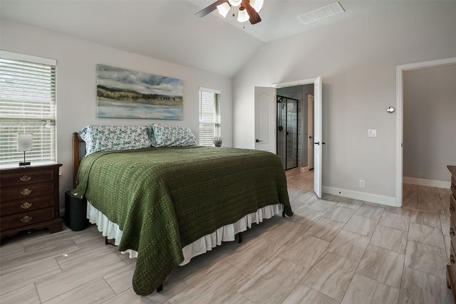 201 Providence Drive, Van Alstyne, TX 75495