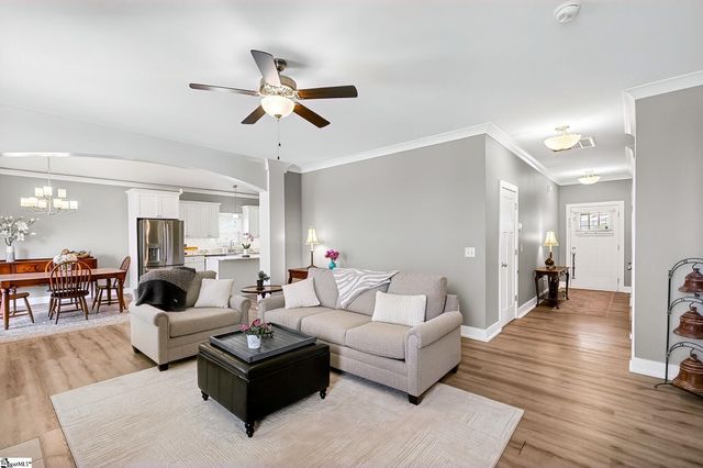 226 Stone River Way, Taylors, SC 29687