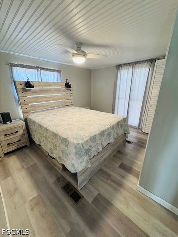 11321 Bougainvillea LN, Fort Myers Beach, FL 33931