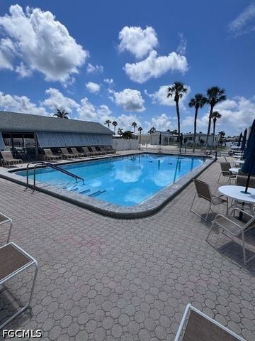 11321 Bougainvillea LN, Fort Myers Beach, FL 33931