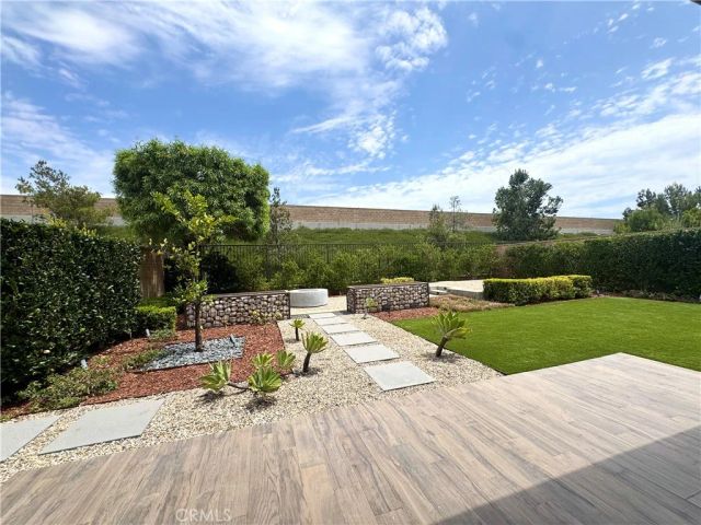 291 Barnes Road, Tustin, CA 92782