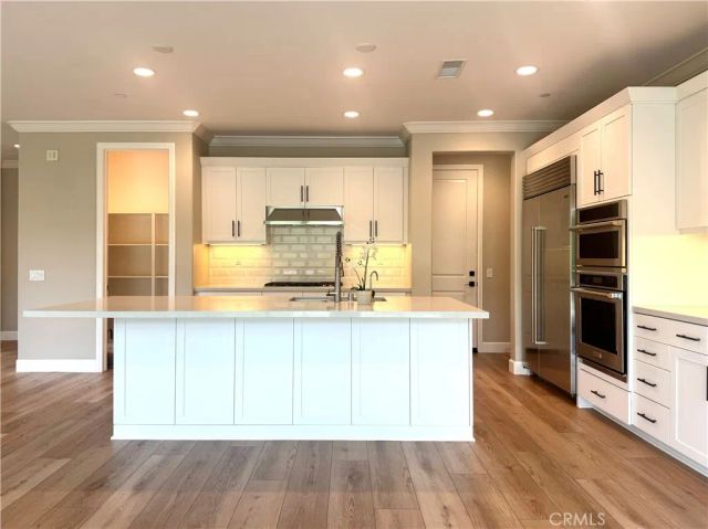 291 Barnes Road, Tustin, CA 92782