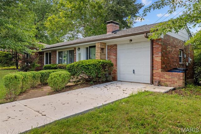 7315 Ahern Avenue, University City, MO 63130