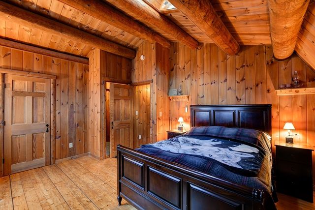 23 Dana Rd, Petersham, MA 01366