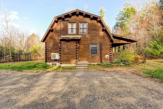 23 Dana Rd, Petersham, MA 01366