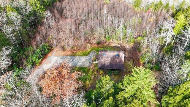 23 Dana Rd, Petersham, MA 01366