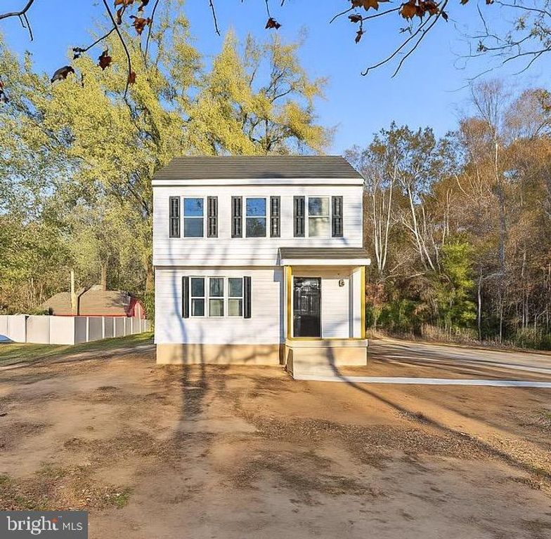 1488 N TUCKAHOE RD, Williamstown, NJ 08094