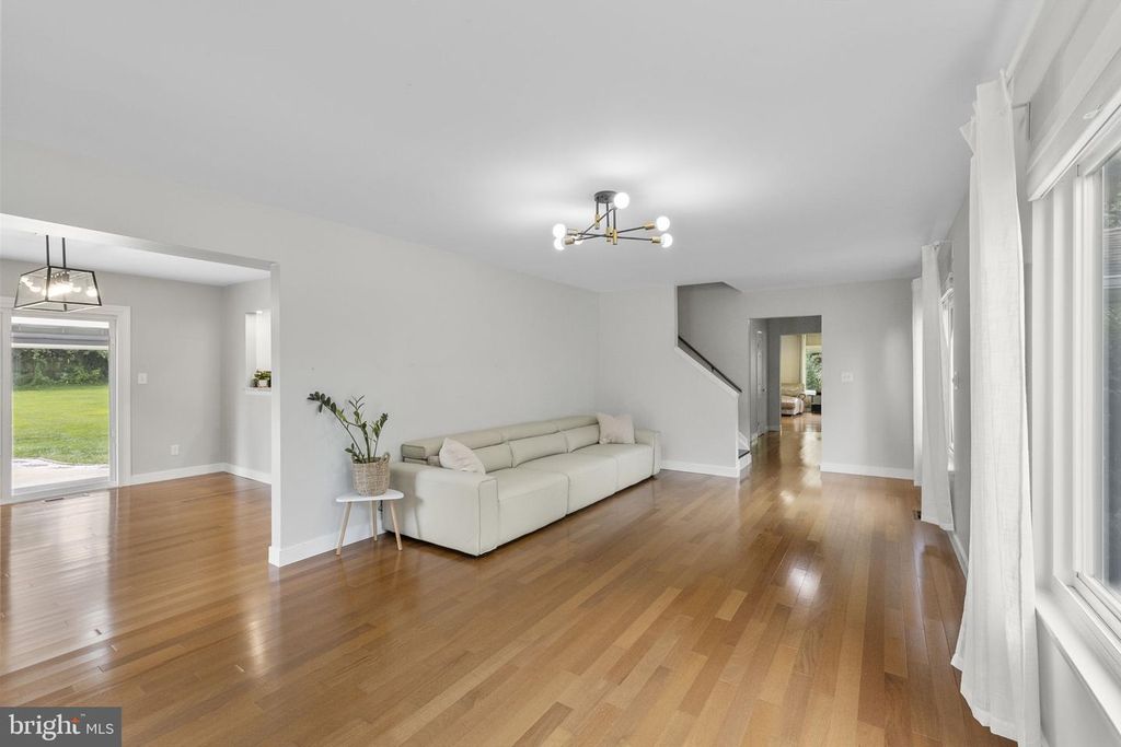Image 13 of property listing at 6620 PRESTWICK DR, Highland, MD 20777