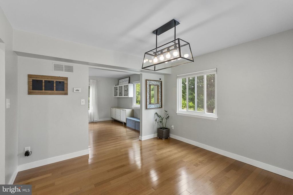 Image 16 of property listing at 6620 PRESTWICK DR, Highland, MD 20777