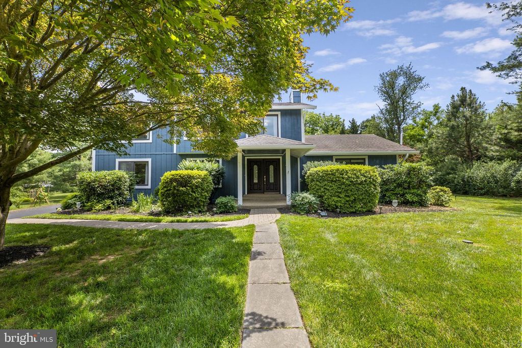 Image 2 of property listing at 6620 PRESTWICK DR, Highland, MD 20777