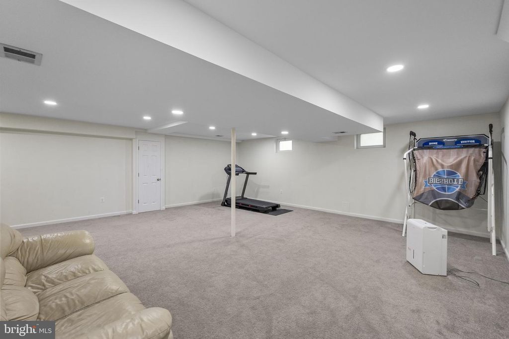 Image 38 of property listing at 6620 PRESTWICK DR, Highland, MD 20777