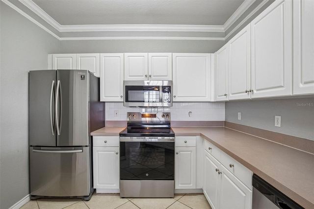 4333 BAYSIDE VILLAGE DRIVE 322, Tampa, FL 33615