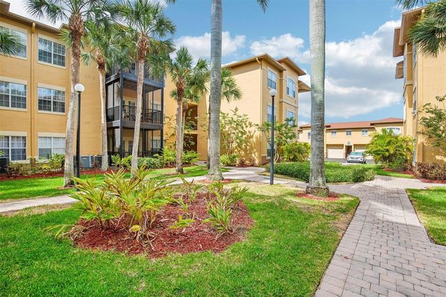 4333 BAYSIDE VILLAGE DRIVE 322, Tampa, FL 33615