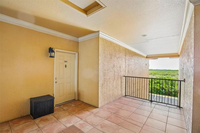 4333 BAYSIDE VILLAGE DRIVE 322, Tampa, FL 33615