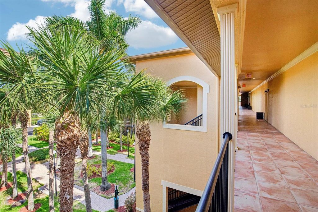4333 BAYSIDE VILLAGE DRIVE 322, Tampa, FL 33615