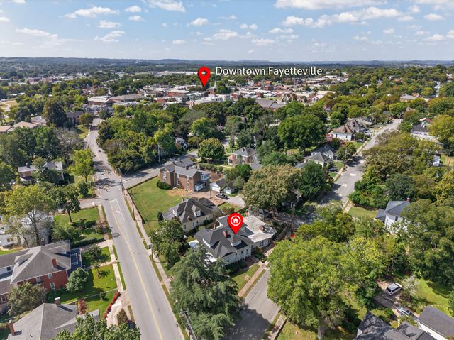310 Mulberry Ave, Fayetteville, TN 37334