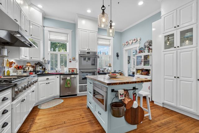 310 Mulberry Ave, Fayetteville, TN 37334