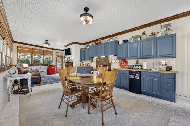 310 Mulberry Ave, Fayetteville, TN 37334