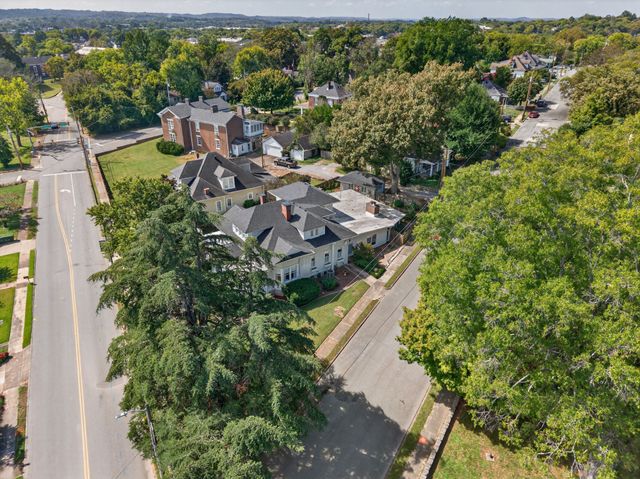 310 Mulberry Ave, Fayetteville, TN 37334