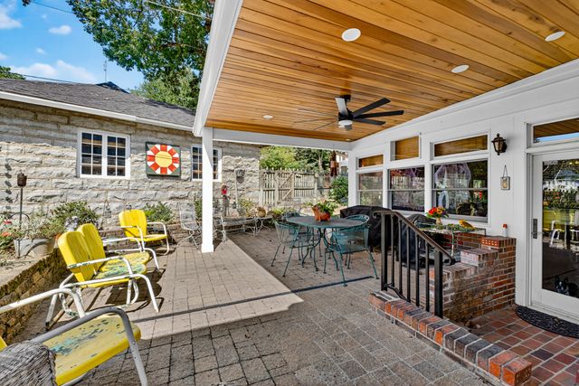 310 Mulberry Ave, Fayetteville, TN 37334