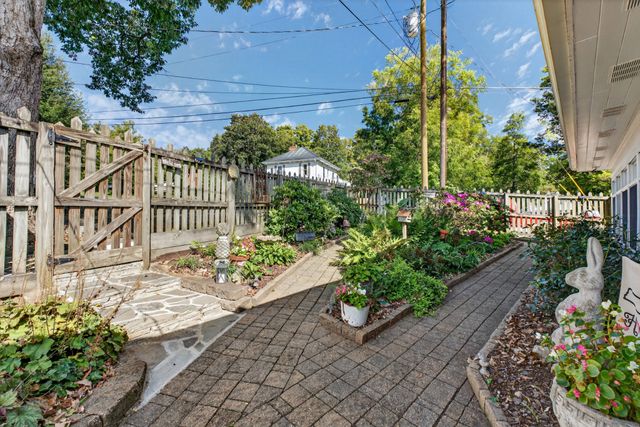 310 Mulberry Ave, Fayetteville, TN 37334