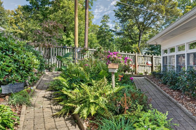 310 Mulberry Ave, Fayetteville, TN 37334