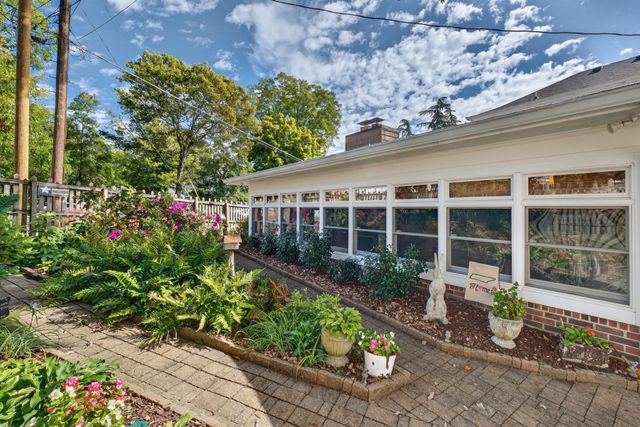 310 Mulberry Ave, Fayetteville, TN 37334