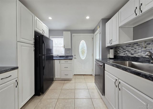 45 Mallard Avenue, Selden, NY 11784