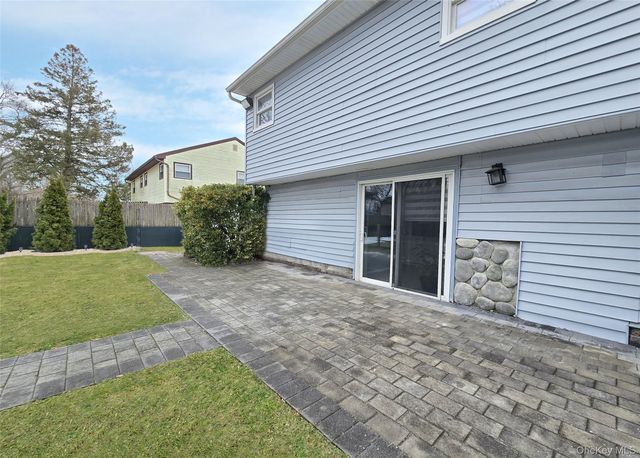 45 Mallard Avenue, Selden, NY 11784