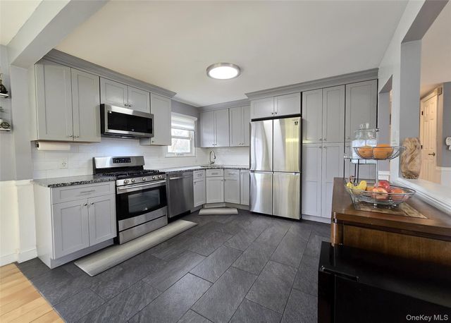 45 Mallard Avenue, Selden, NY 11784