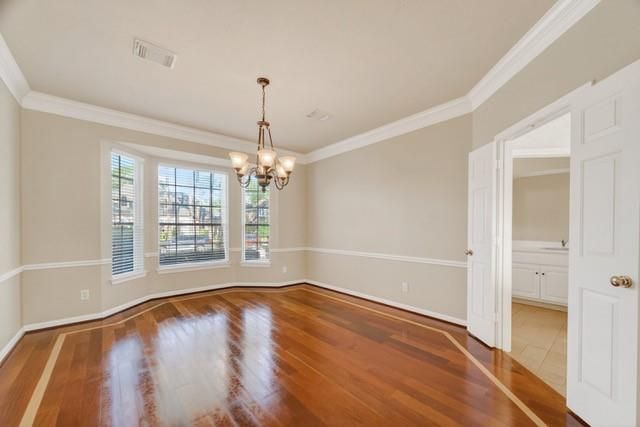 3910 S Beechwood Court, Houston, TX 77059