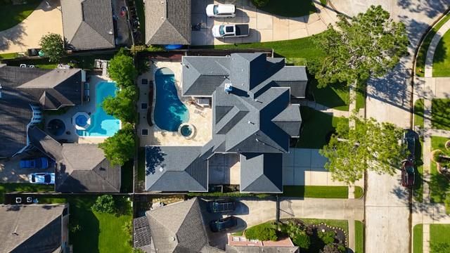 3910 S Beechwood Court, Houston, TX 77059
