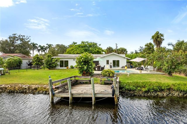 2271 Harbor RD, Naples, FL 34104