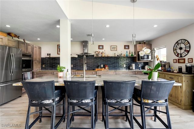 2271 Harbor RD, Naples, FL 34104