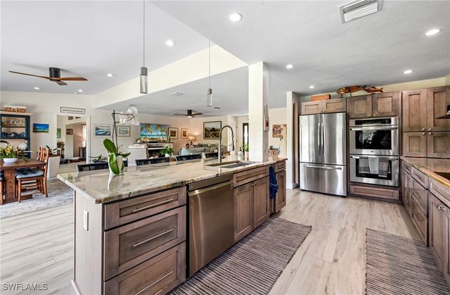 2271 Harbor RD, Naples, FL 34104