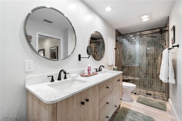 2271 Harbor RD, Naples, FL 34104