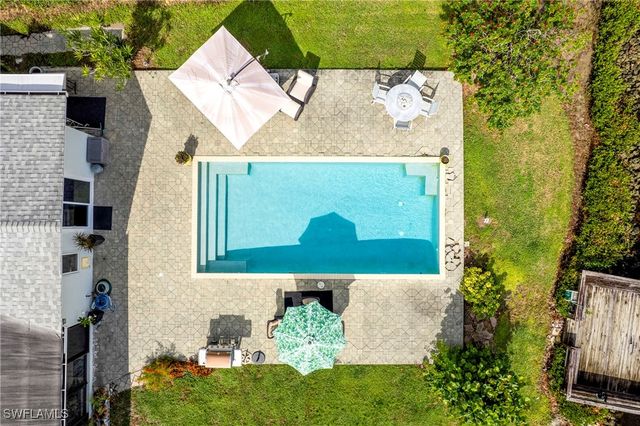 2271 Harbor RD, Naples, FL 34104