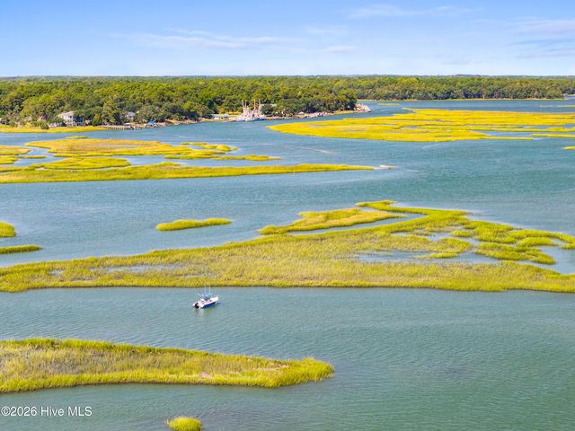 1762 Oyster Harbour Parkway SW, Supply, NC 28462