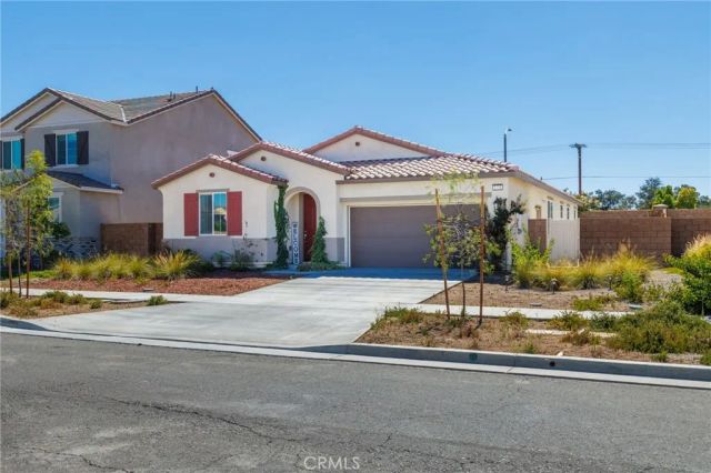 2735 Moonshimmer, Hemet, CA 92543