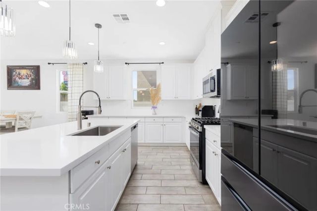 2735 Moonshimmer, Hemet, CA 92543