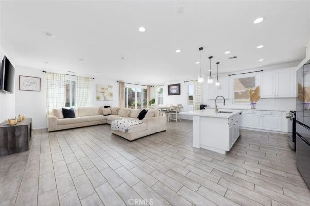 2735 Moonshimmer, Hemet, CA 92543