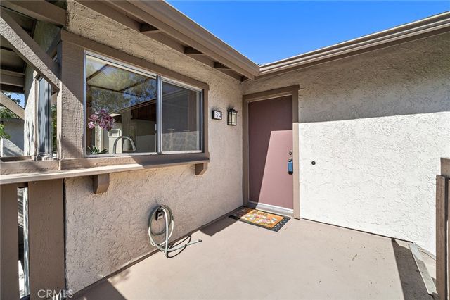 39 Rockwood 23, Irvine, CA 92614