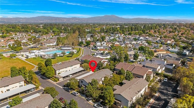 39 Rockwood 23, Irvine, CA 92614