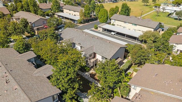 39 Rockwood 23, Irvine, CA 92614